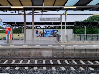 Bahnsteig des Bahnhofs Wiesloch-Walldorf.