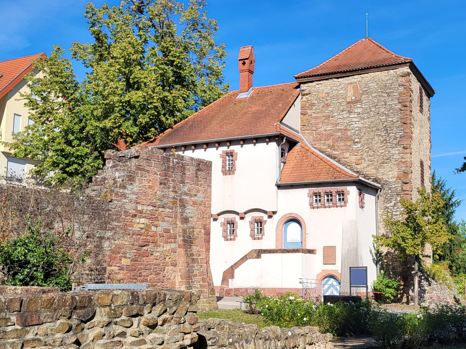 Das Dörndl war ursprünglich ein Wehrturm der Stadtmauer.